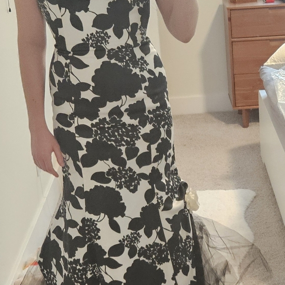 Scott McClintock Vintage Y2K Black and White Floral Evening Gown Size 6 - Picture 9 of 9